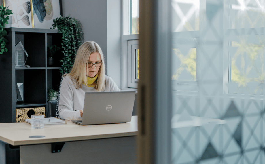 Case study about Explore how Sage Intacct pricing works, with example configurations, cost considerations, and options to tailor your solution.